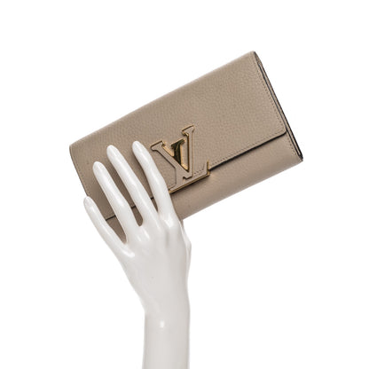 Louis Vuitton Taurillon Capucines Wallet Galet 2 of 9