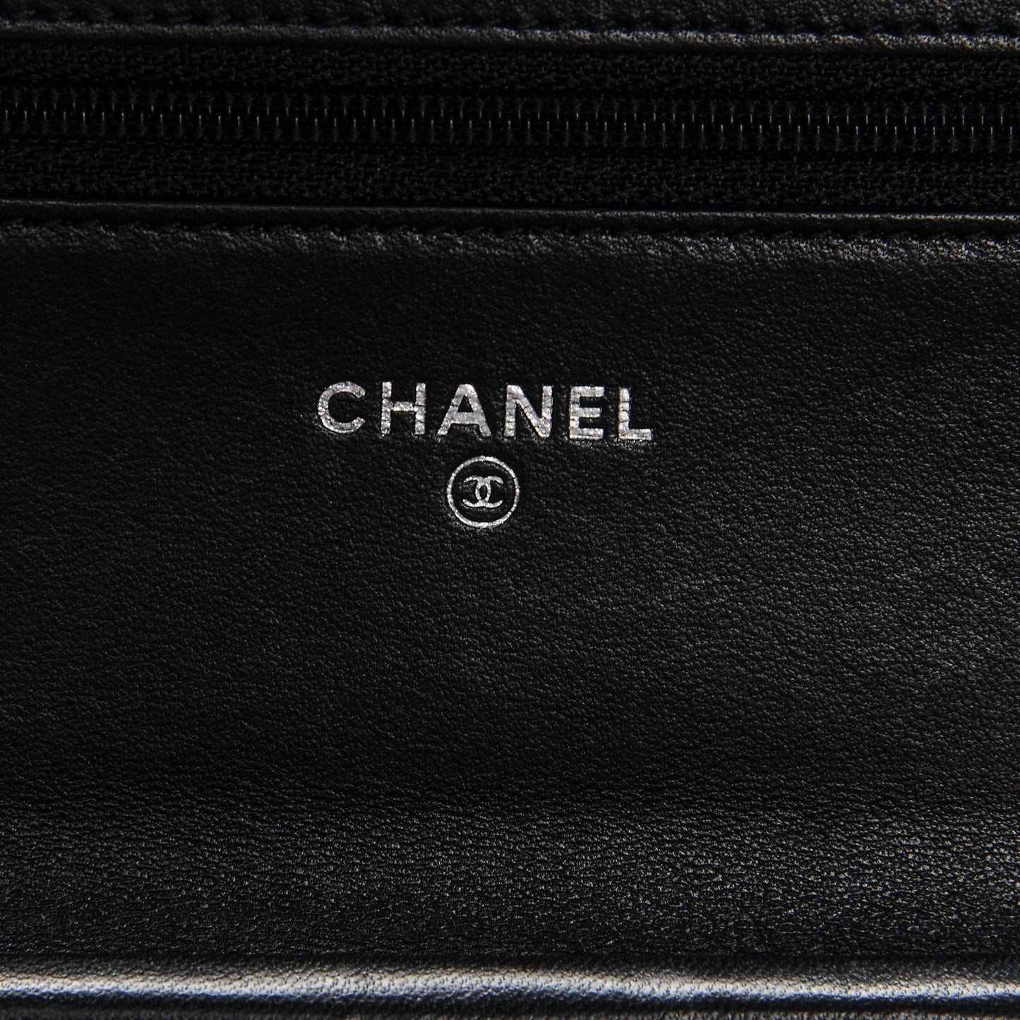Lambskin Camellia Wallet on Chain WOC Black