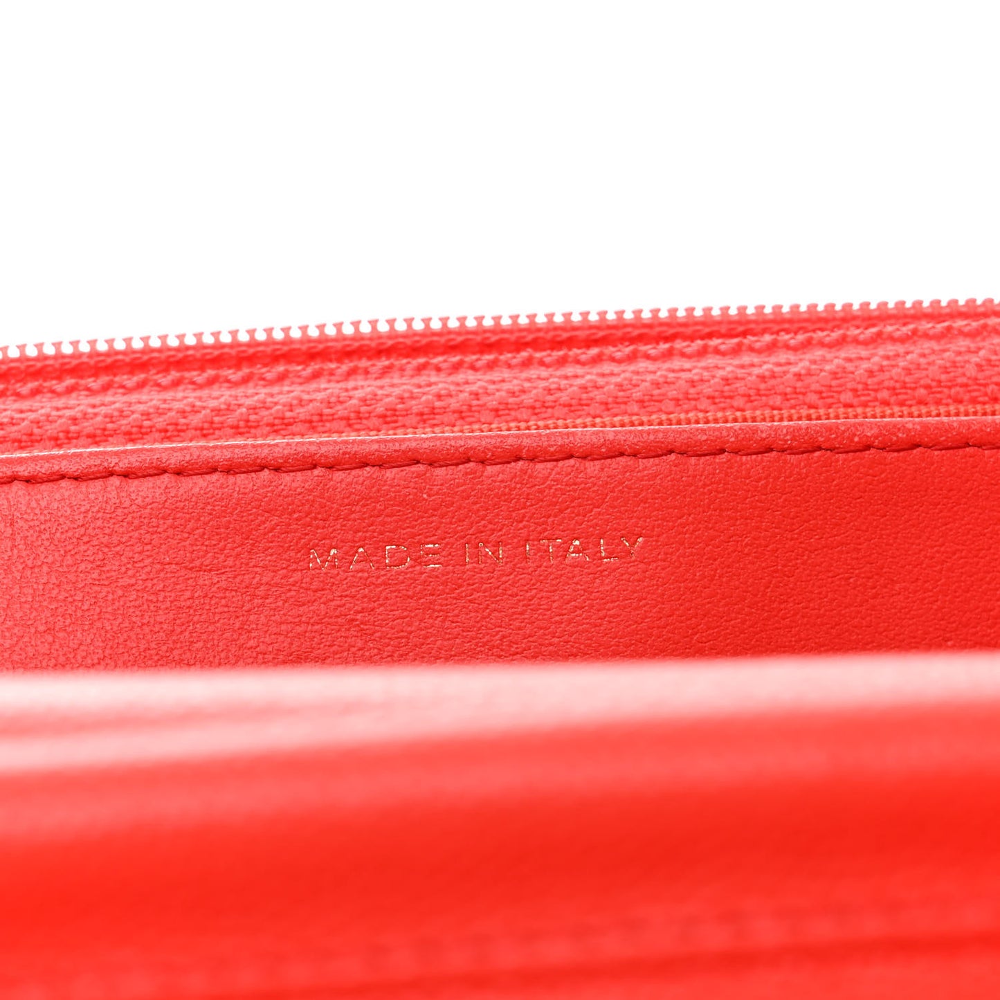 Caviar Quilted Wallet On Chain WOC Red