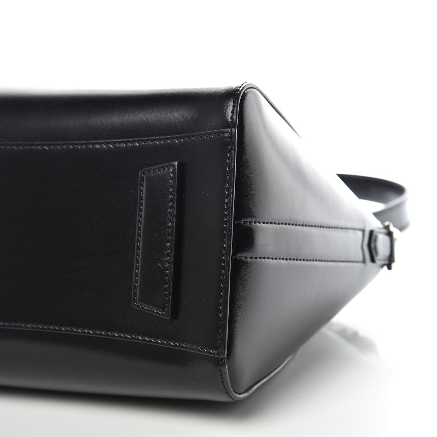Shiny Lord Calfskin Small Antigona Black