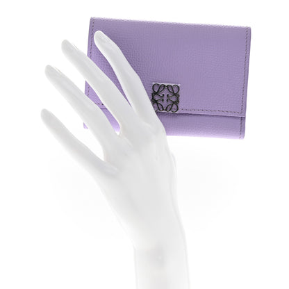 Loewe Pebble Grain Calfskin Anagram Small Vertical Wallet Light Mauve 2 of 8