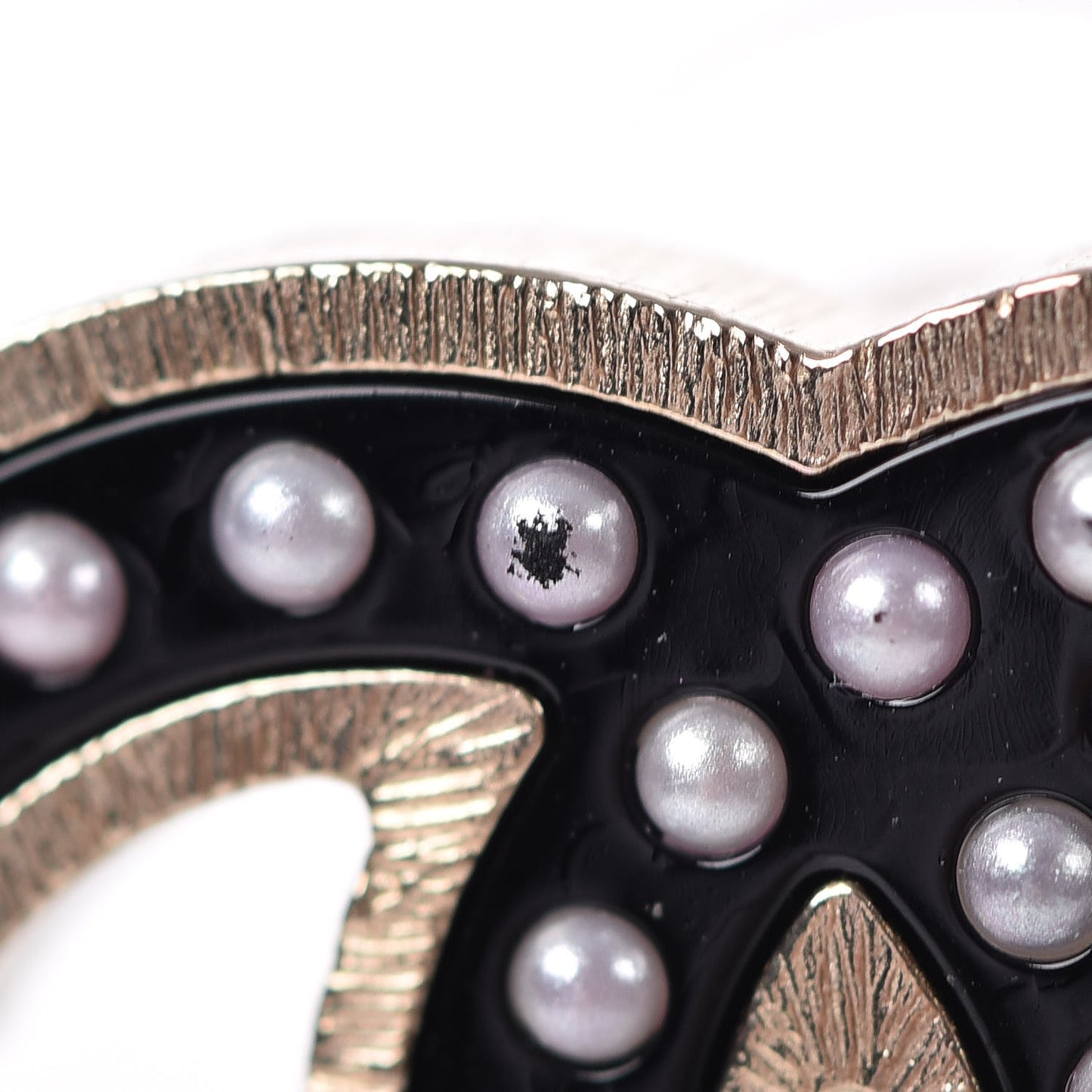 Resin Pearl CC Earrings Black