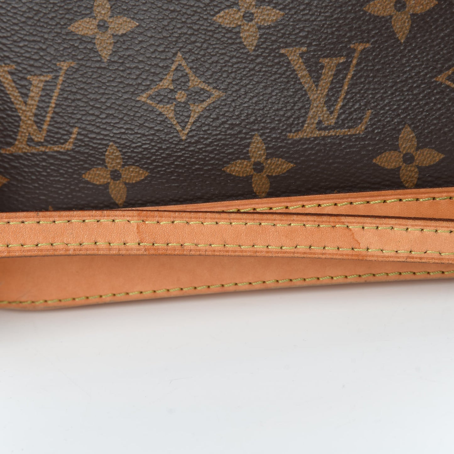 Monogram Alma BB