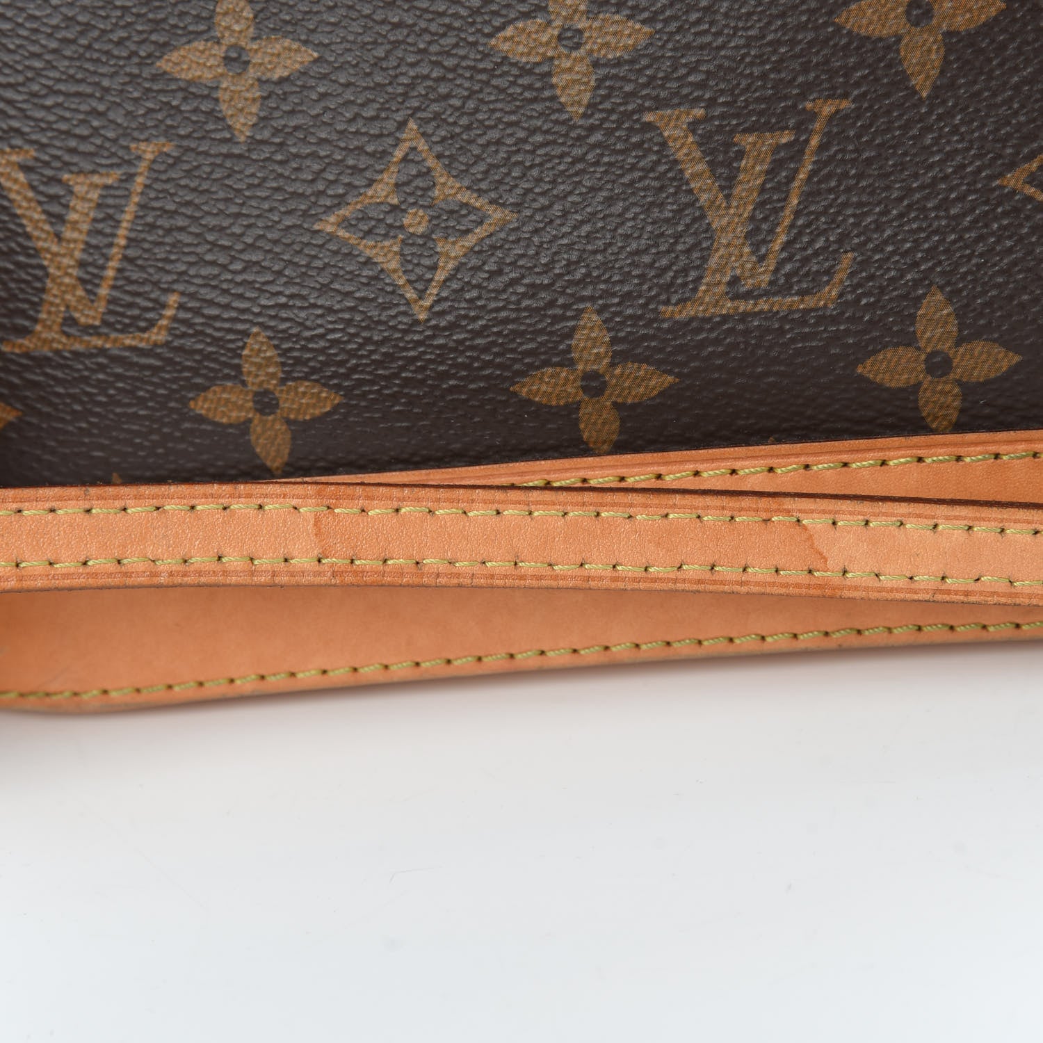 Louis Vuitton Monogram Alma BB 17 of 19