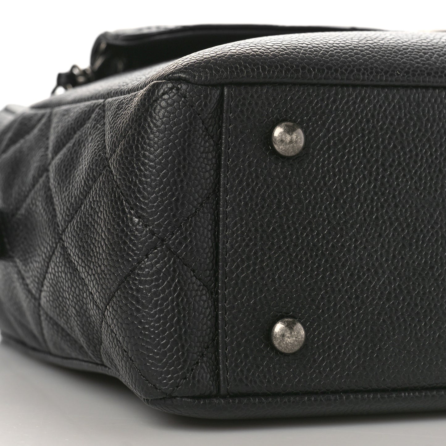 Caviar Lambskin Quilted Coco Break Camera Case Black