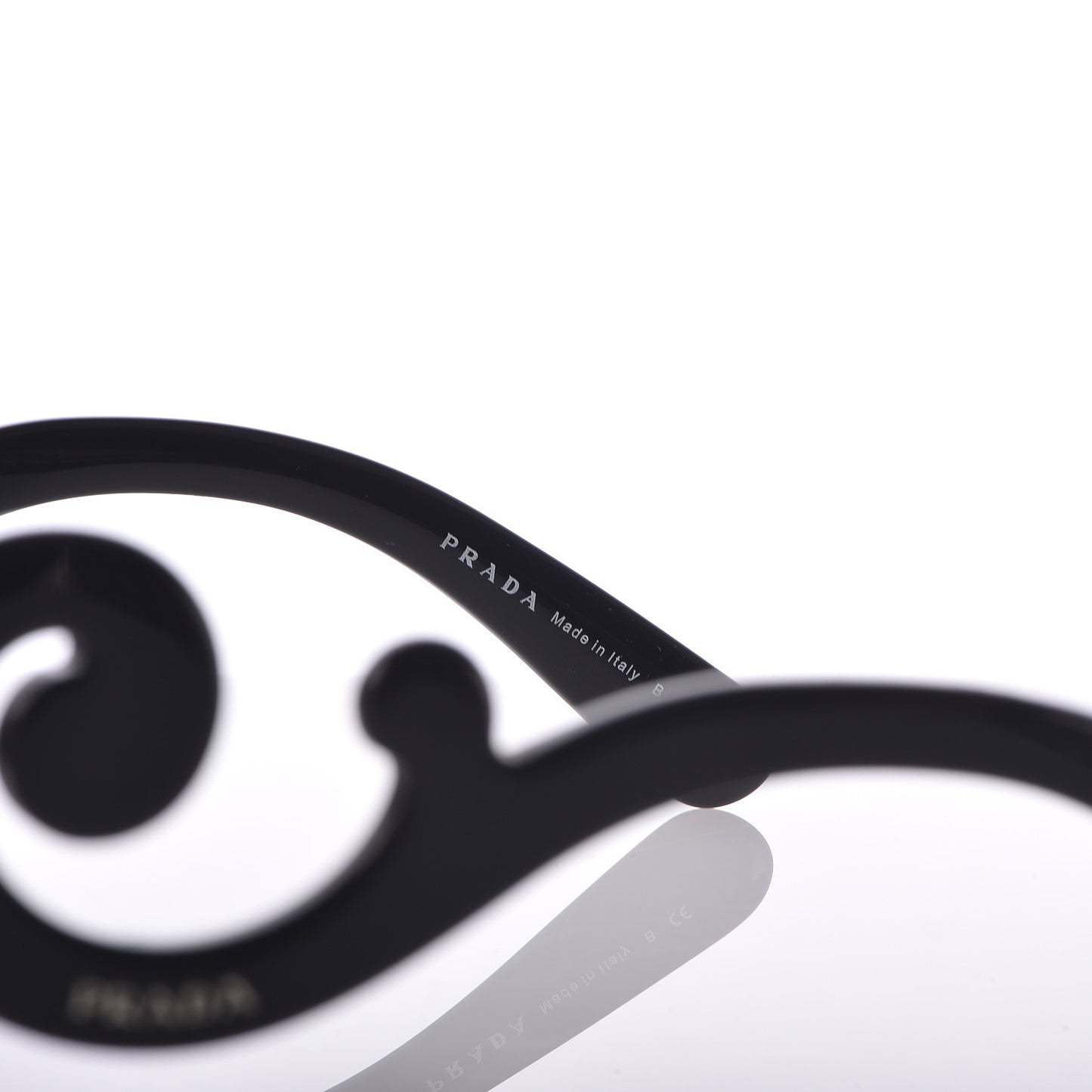 Baroque Sunglasses SPR 27N Black