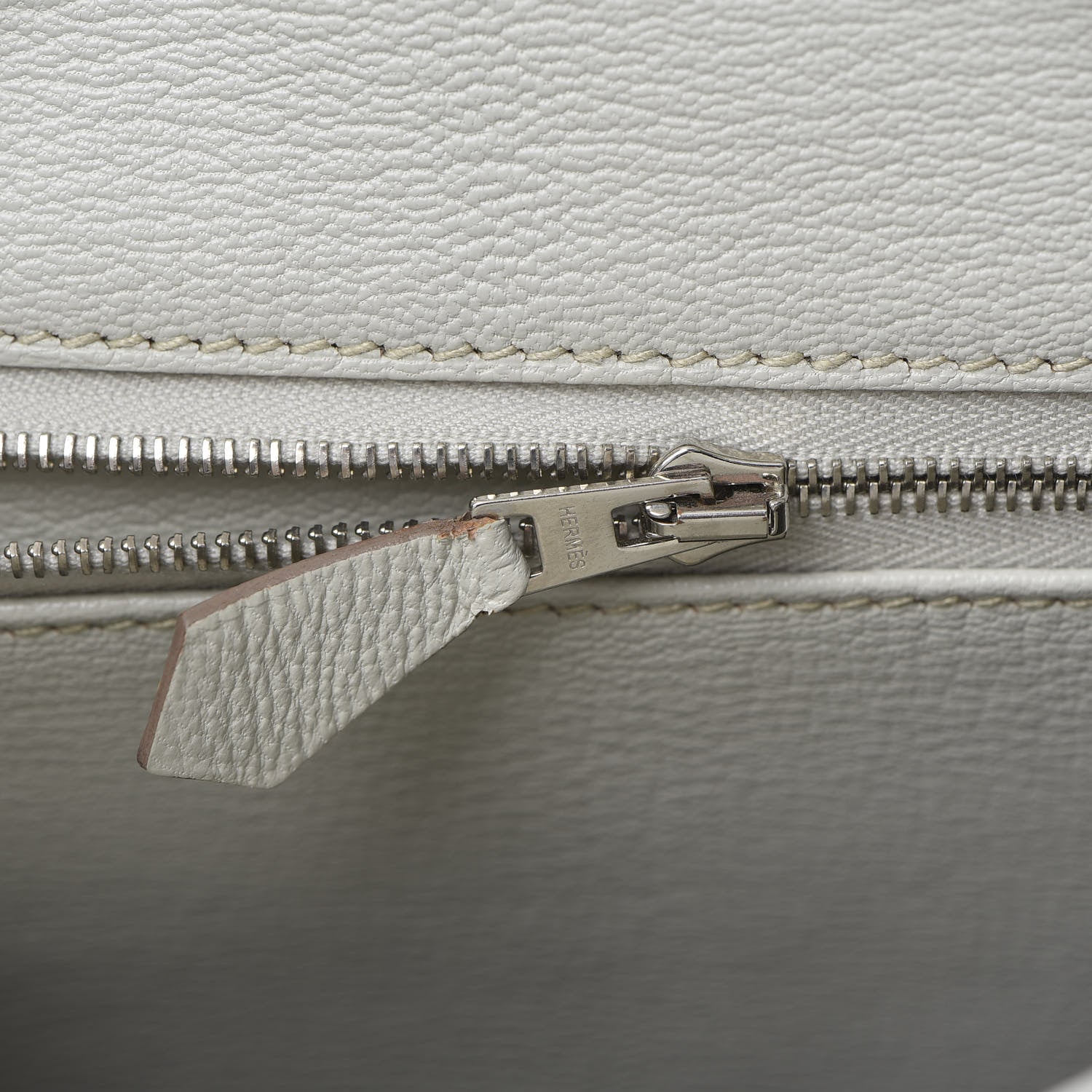 Hermes Matte Niloticus Crocodile Birkin 35 Beton 17 of 39