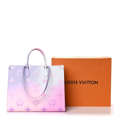 Louis Vuitton Monogram Giant Spring In The City Onthego GM Sunrise Pastel 11 of 11