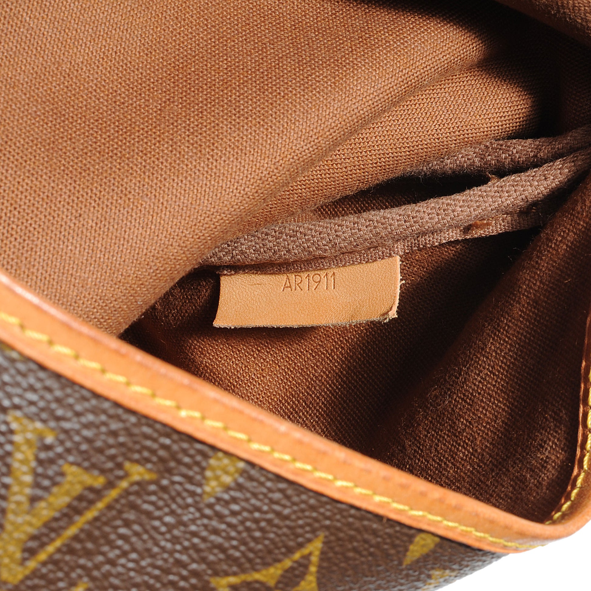 Louis Vuitton Monogram Saumur 30 7 of 9