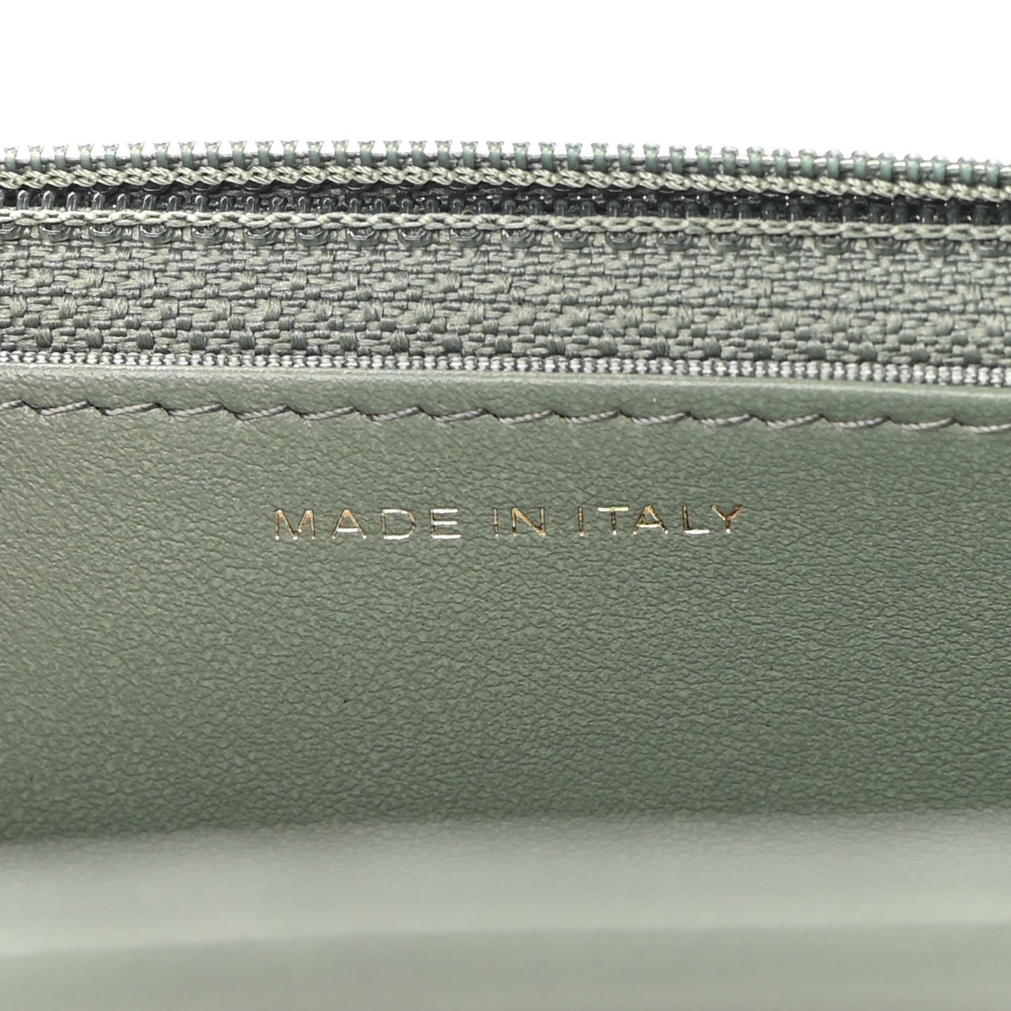 Iridescent Caviar Quilted Wallet On Chain WOC Green
