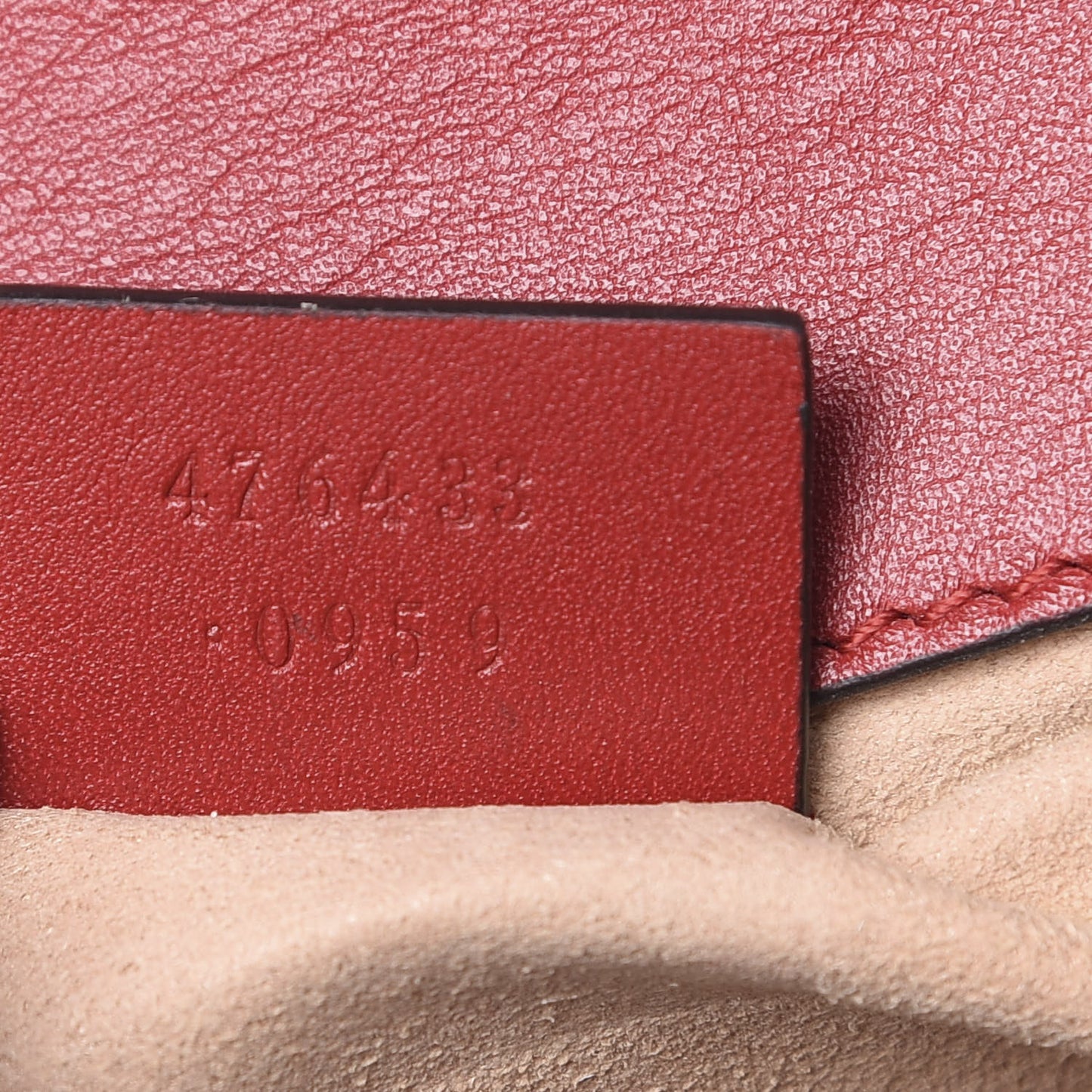 Calfskin Matelasse Super Mini GG Marmont Shoulder Bag Hibiscus Red