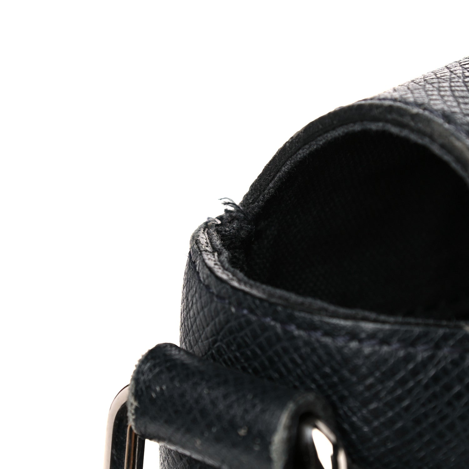 Louis Vuitton Taiga Milo Messenger Boreal 15 of 25