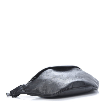Louis Vuitton Calfskin Monogram Shadow Discovery Bumbag Black 4 of 9