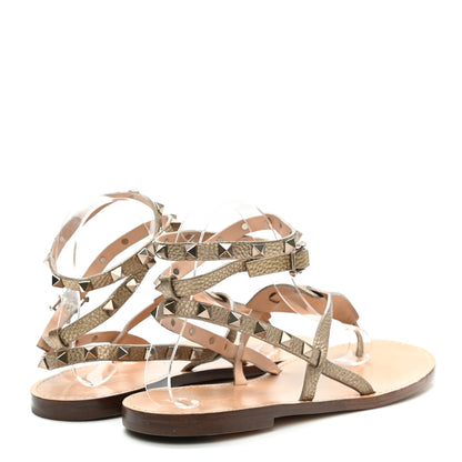 Valentino Garavani Metallic Pebbled Calfskin Rockstud Ankle Wrap Flat Thong Sandals 40 Skin 4 of 9