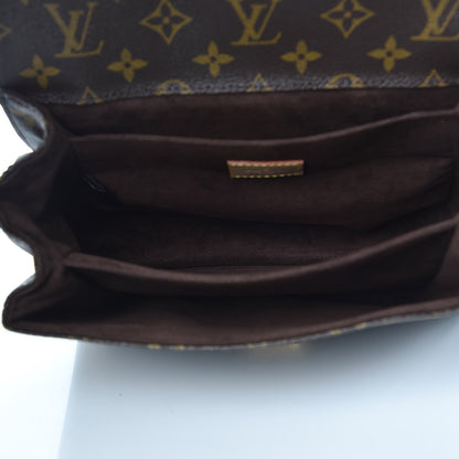 Louis Vuitton Monogram Pochette Metis 5 of 10