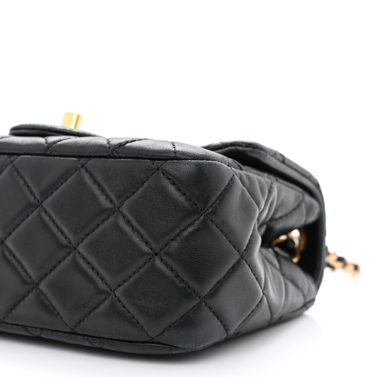 Lambskin Quilted Mini Pearl Crush Flap Black