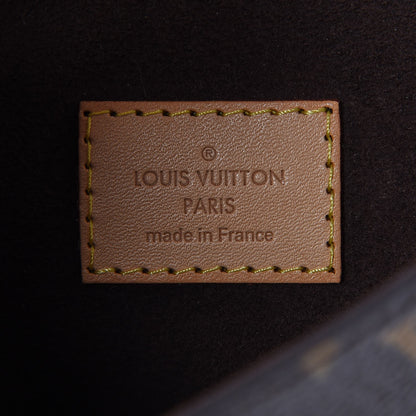 Louis Vuitton Monogram Metis 7 of 7