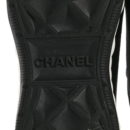 Chanel Velvet Calfskin Mixed Fibers CC Sneakers 38 Black 8 of 11