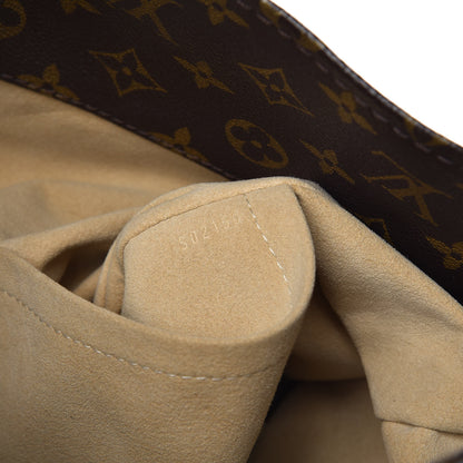 Louis Vuitton Monogram Artsy GM 10 of 12