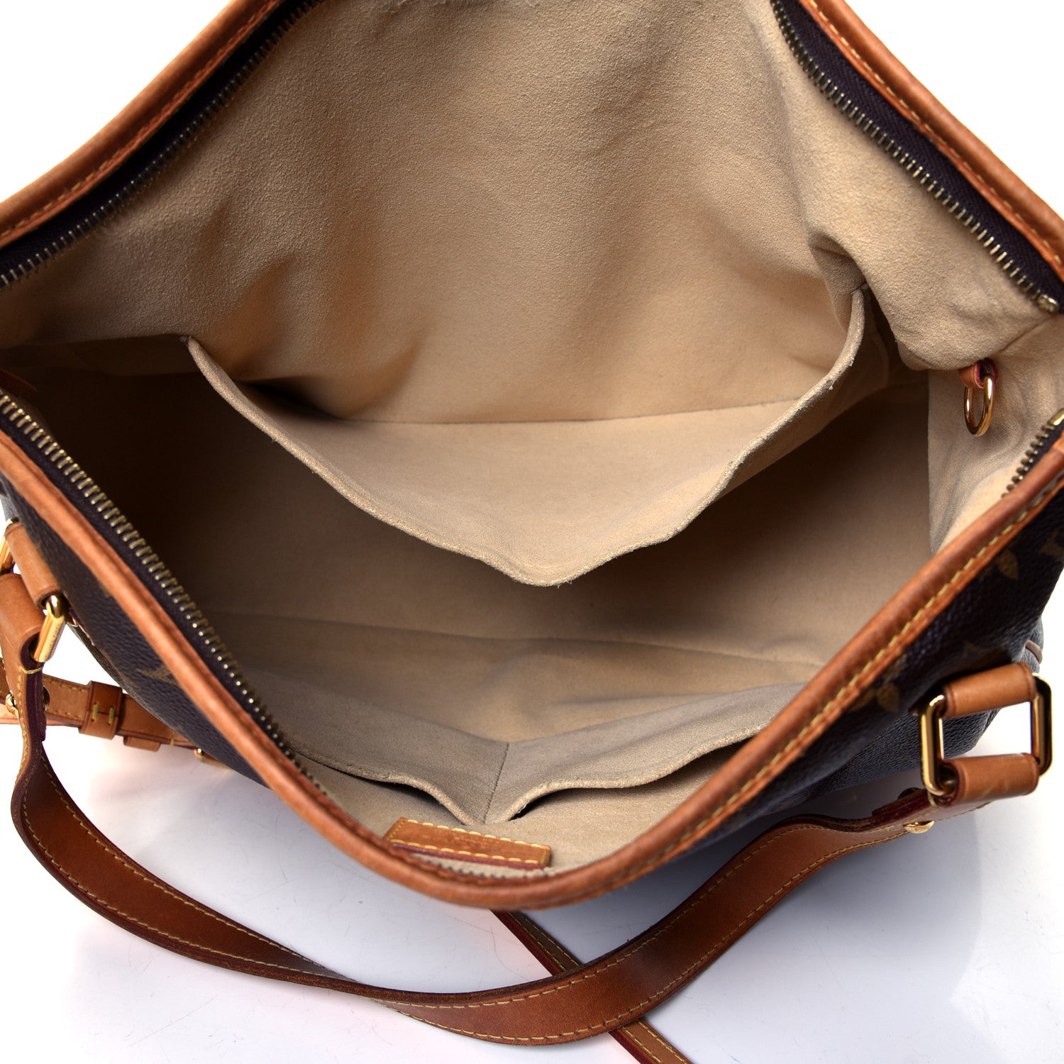 Louis Vuitton Monogram Estrela MM 4 of 4