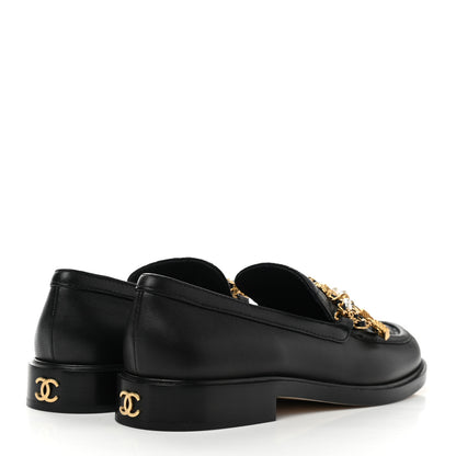 Chanel Lambskin Pearl Crystal Quilted CC Logo Jewelry Loafers 39 Black 4 of 8