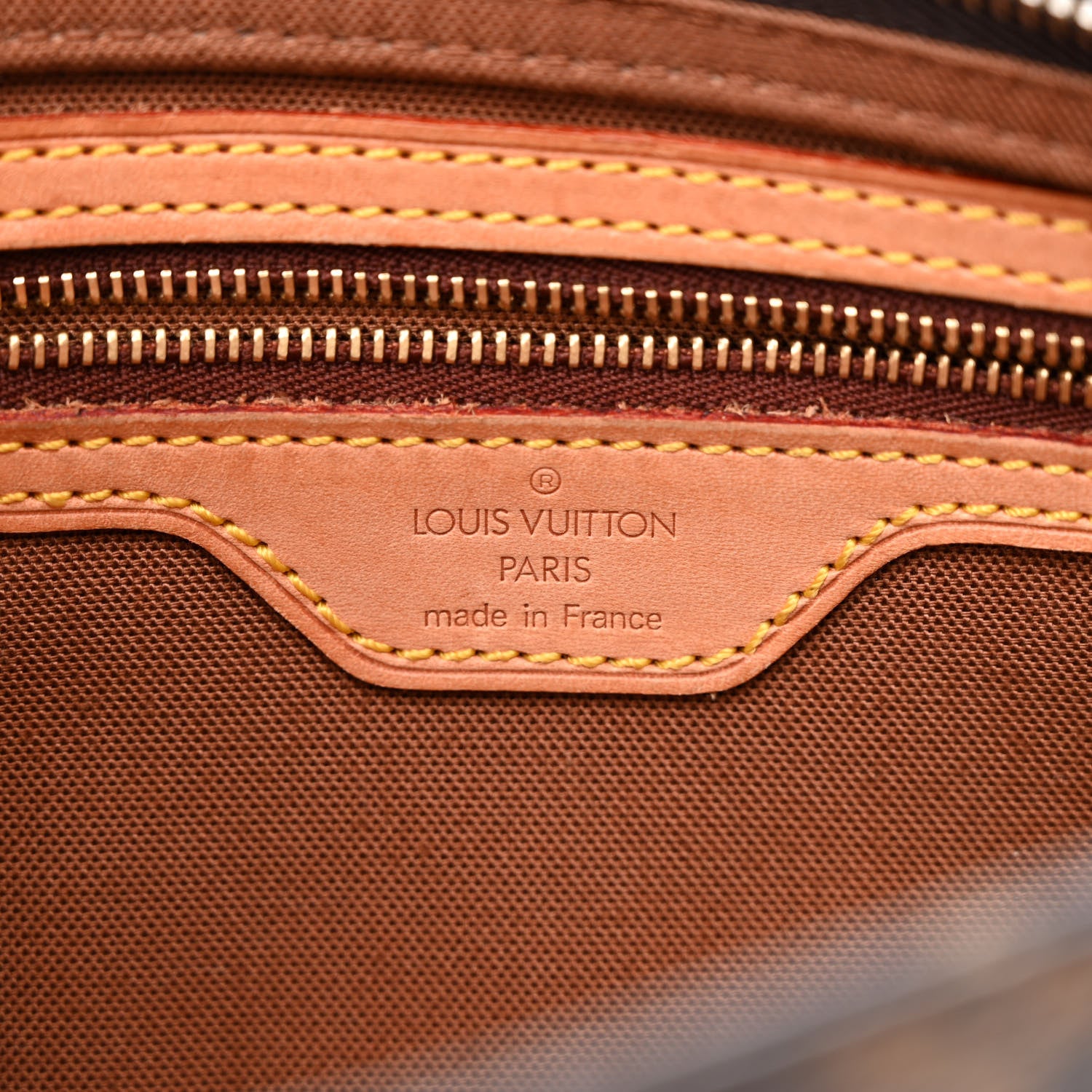 Louis Vuitton Monogram Trotteur 6 of 10