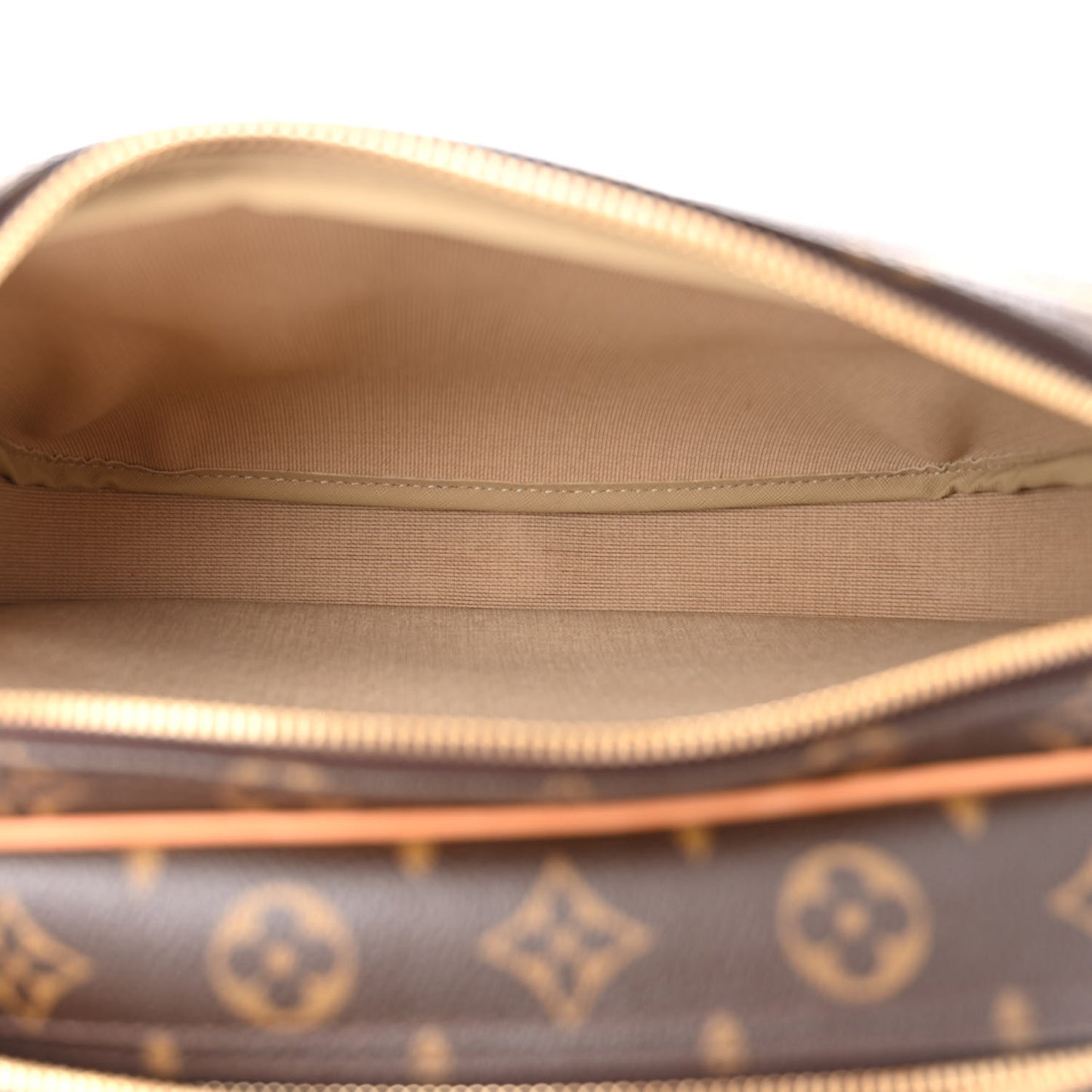 Monogram Reporter PM