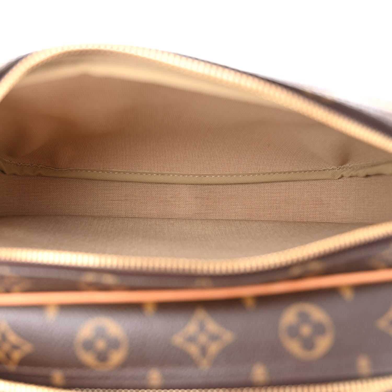 Louis Vuitton Monogram Reporter PM 5 of 10