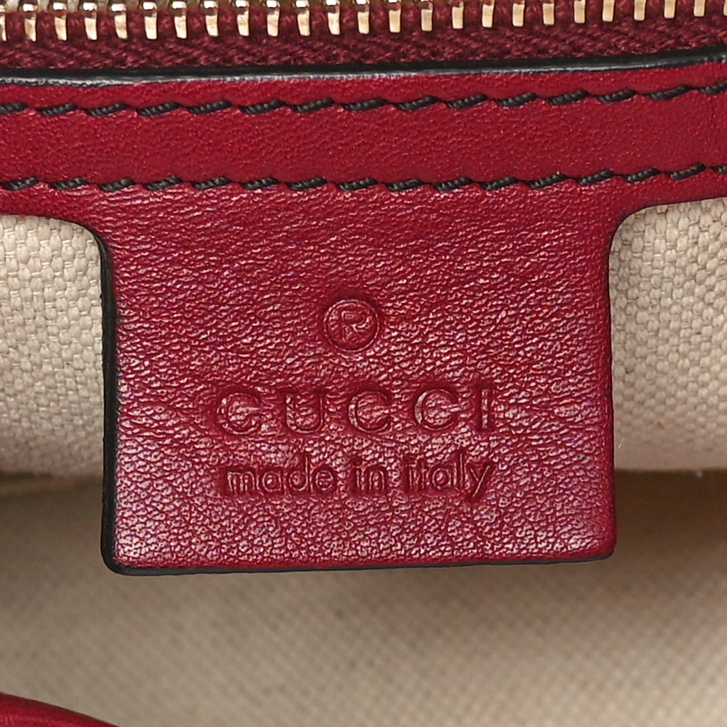 Soft Guccissima Medium Emily Hobo Classic Ruby
