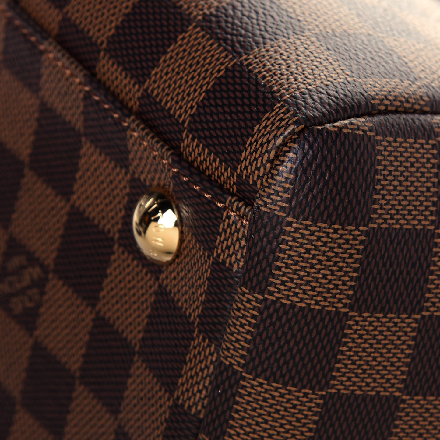 Damier Ebene Mews