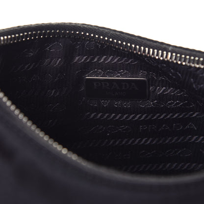 Prada Nylon Re-Edition 2005 Shoulder Bag Black 6 of 9