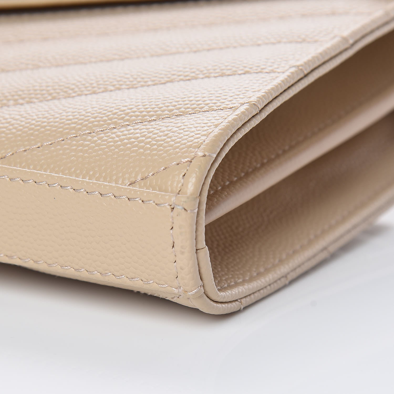 Saint Laurent Grain De Poudre Matelasse Chevron Monogram Chain Wallet Nude Powder 9 of 10