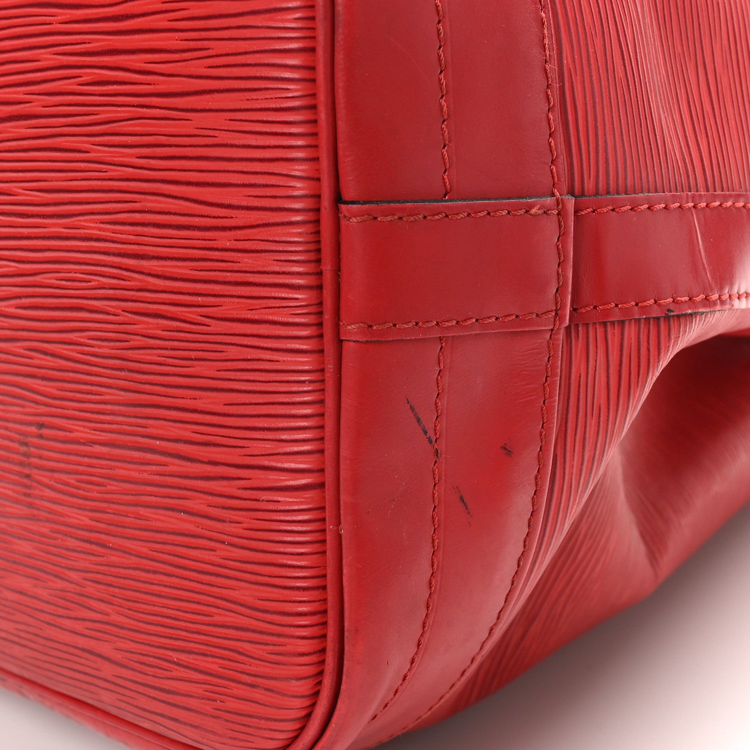 Louis Vuitton Epi Noe Castillan Red 12 of 12