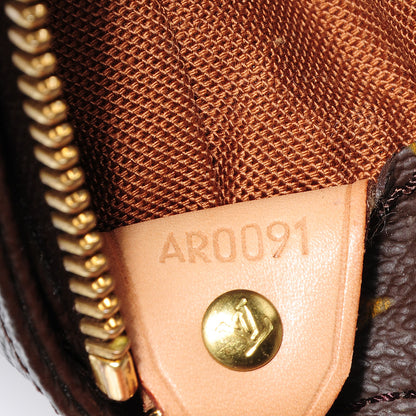 Louis Vuitton Monogram Cabas Mezzo 6 of 6