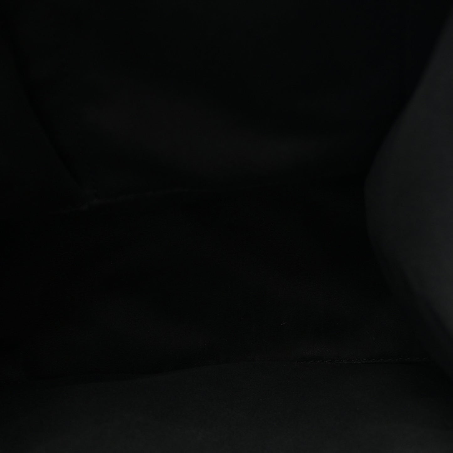 Drummed Calfskin Mini Luggage Black