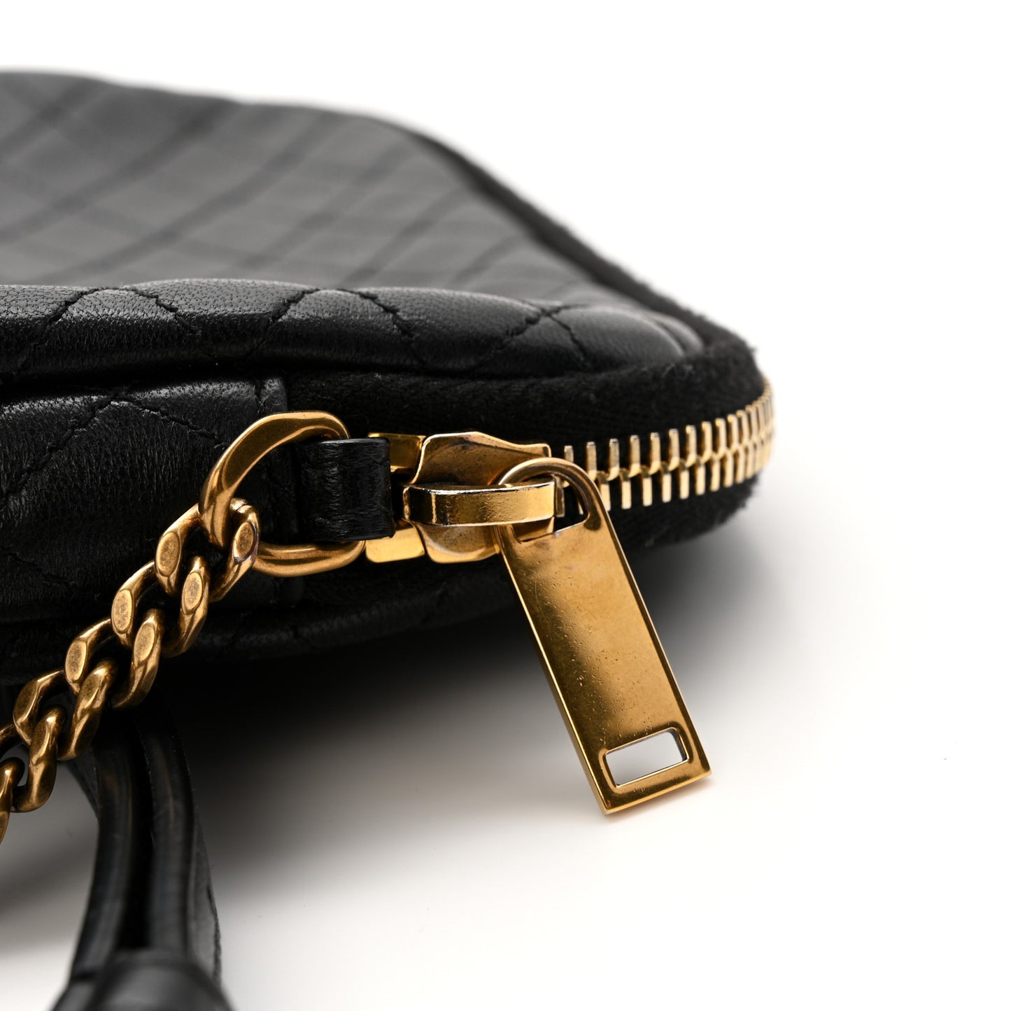 Lambskin Quilted Gaby Zipped Pouch Black