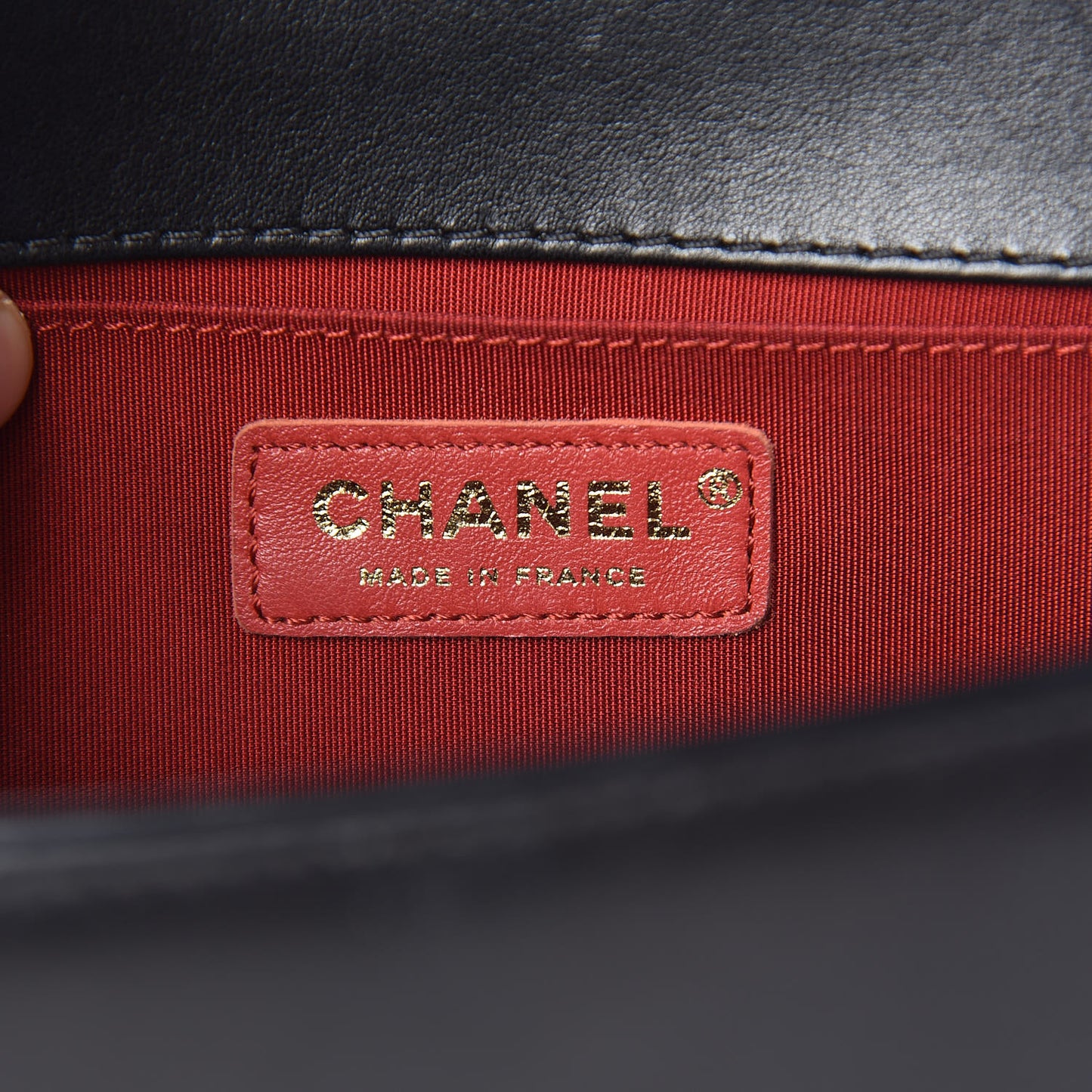 Lambskin Quilted Medium Boy Flap Red Black