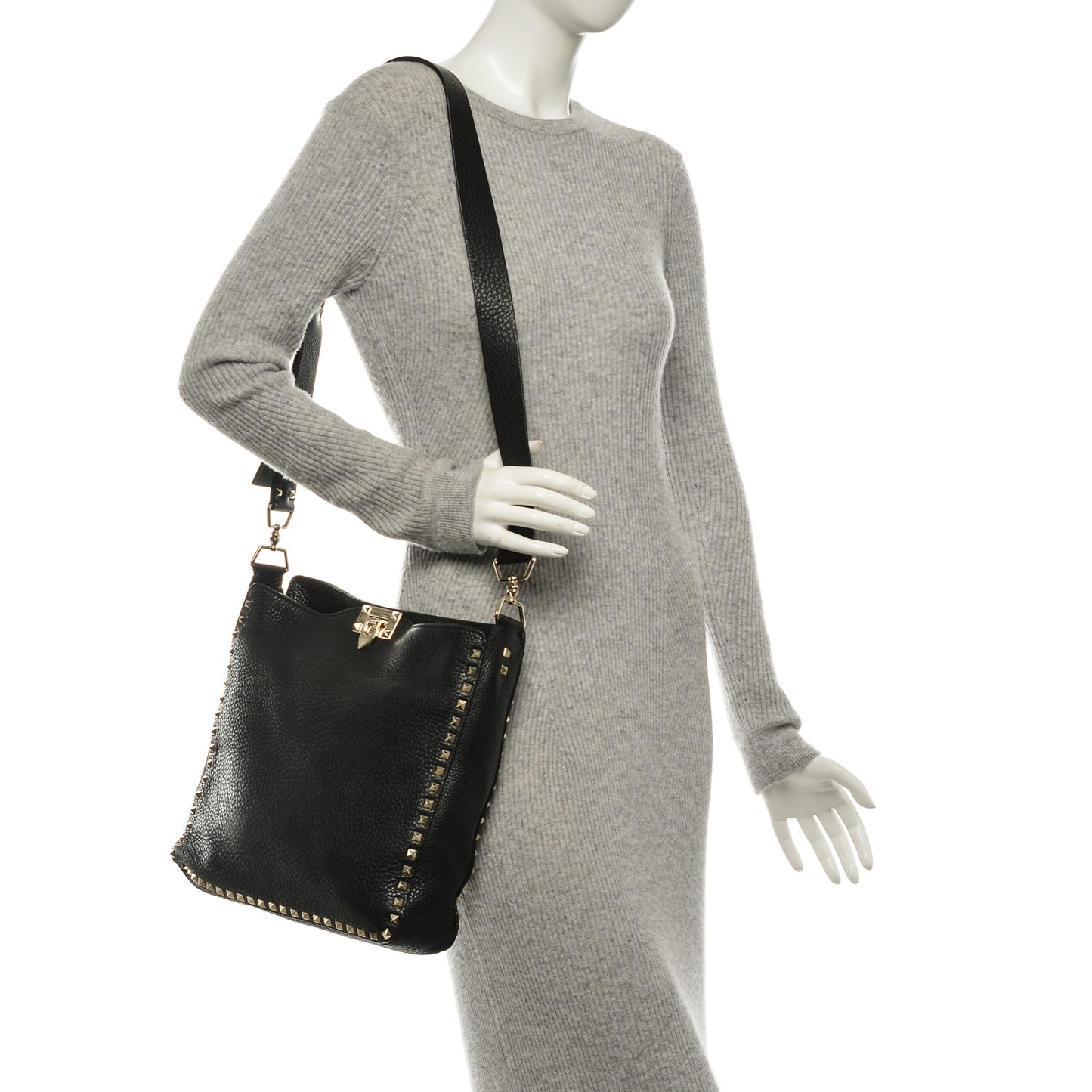 Pebbled Calfskin Large Rockstud Flip-Lock Messenger Bag Black