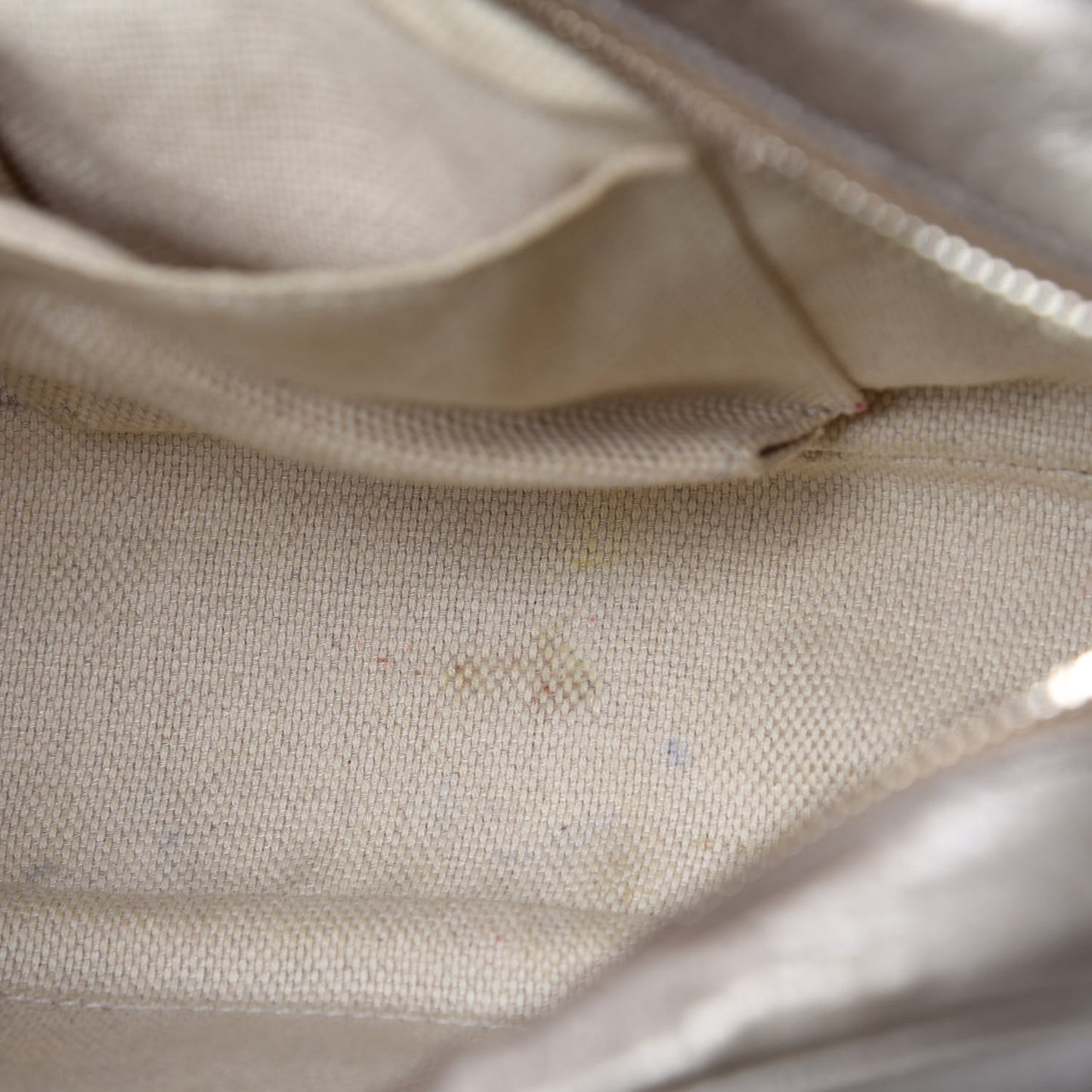 Metallic Pebbled Calfskin Small Soho Disco Bag Golden Beige