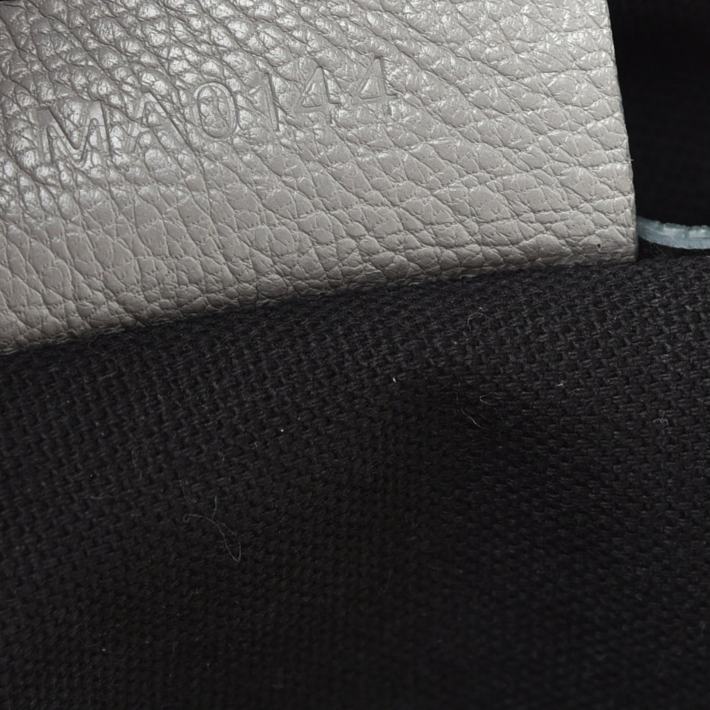 Sugar Goatskin Medium Nightingale Pearl Grey