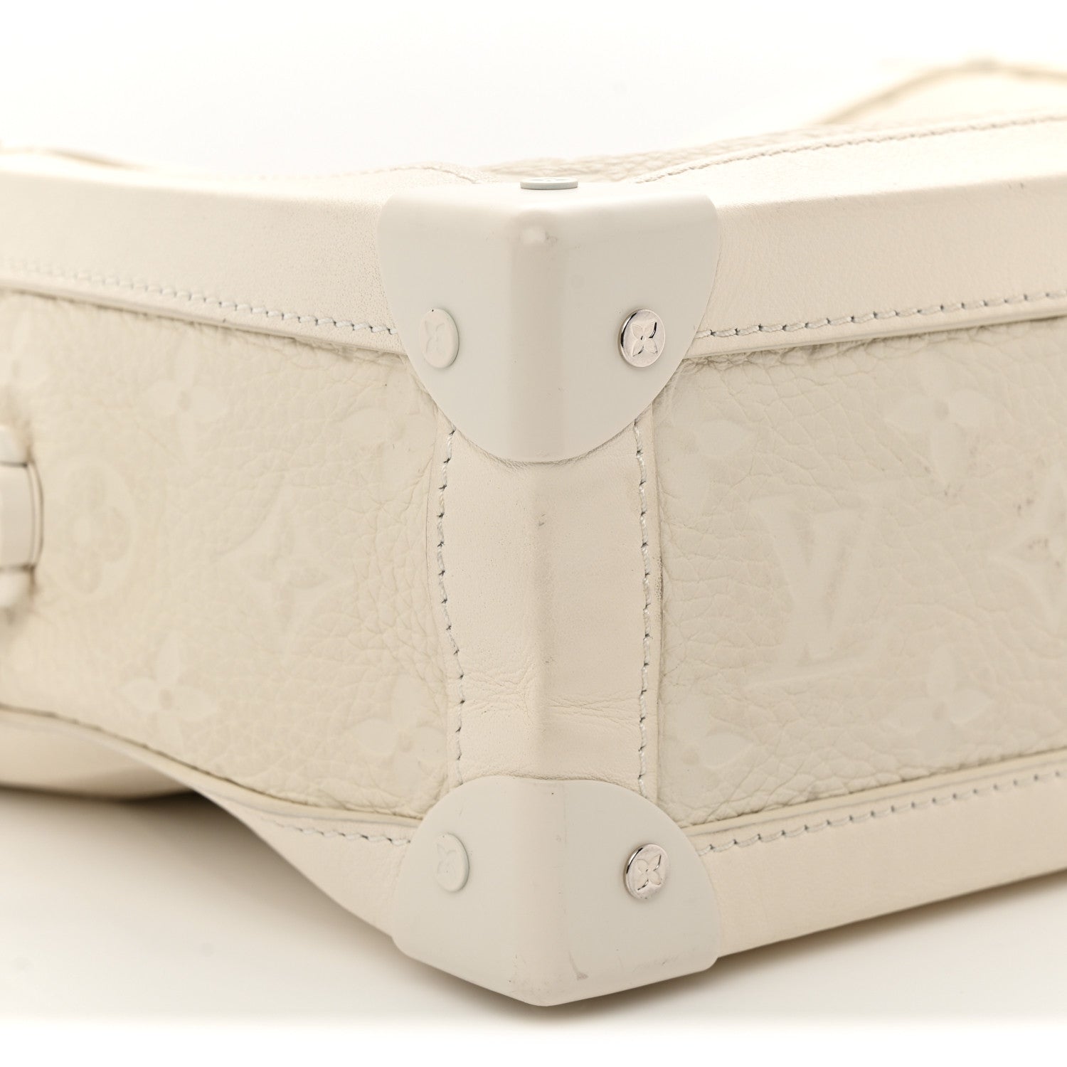 Louis Vuitton Taurillon Monogram Solar Ray Soft Trunk Powder White Powder White 8 of 11