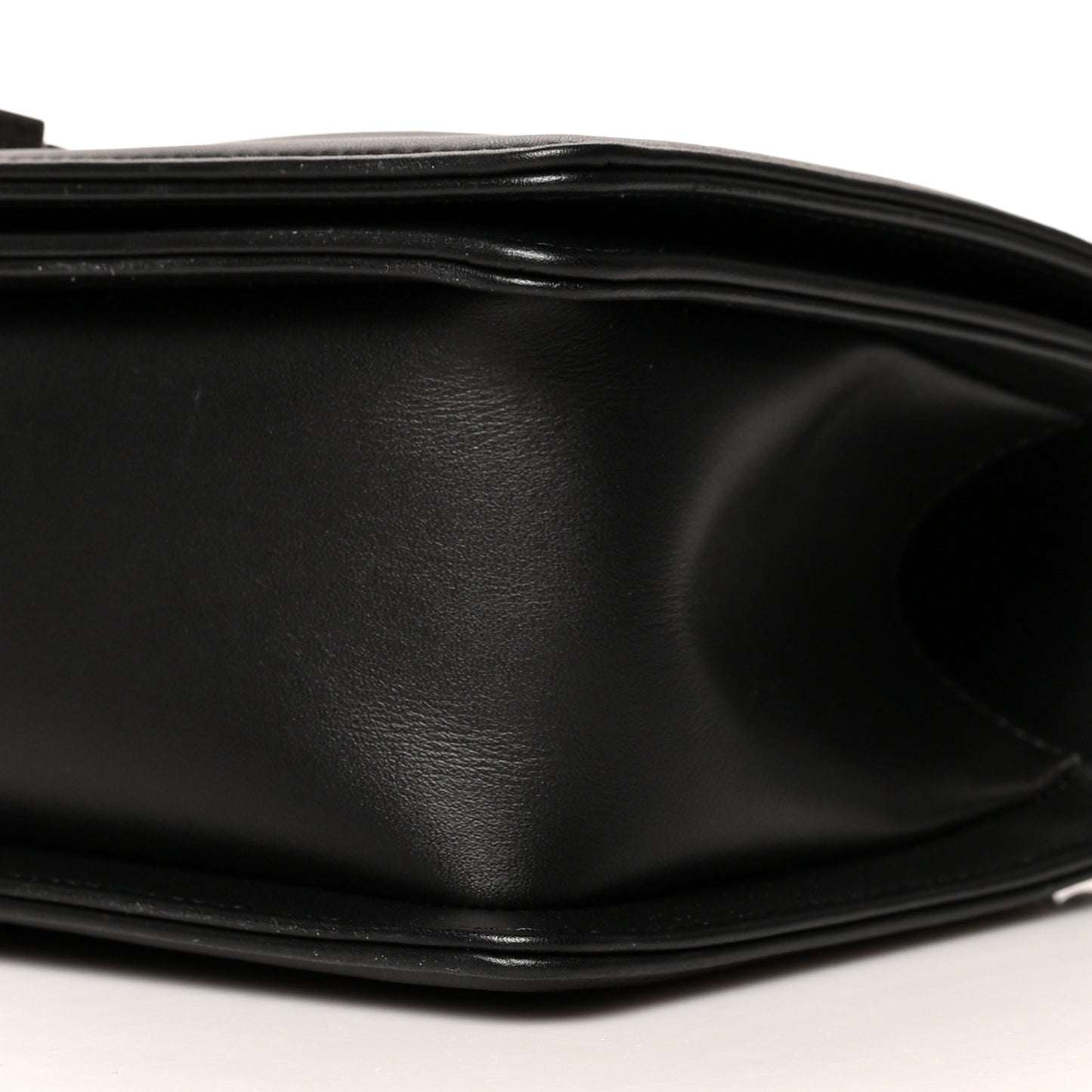 Calfskin Quilted Medium Boy Flap Black