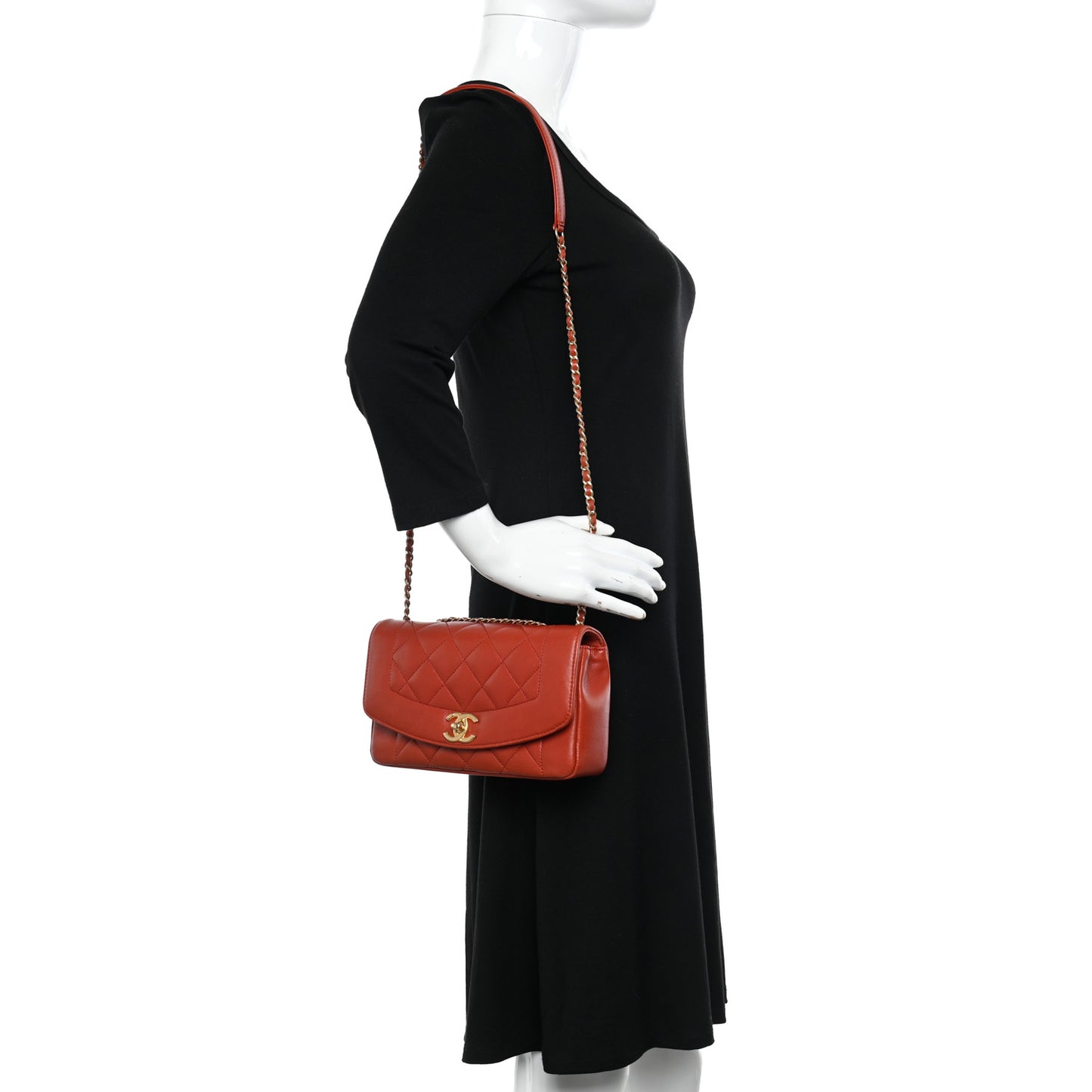 Lambskin Quilted Medium Vintage Flap Bag Red