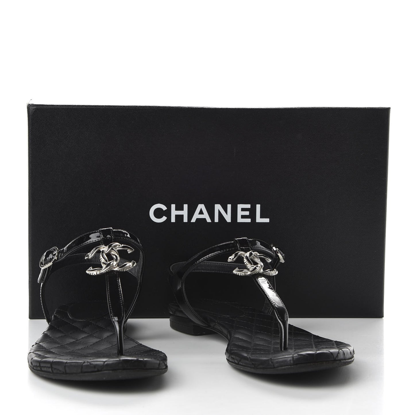 Patent Calfskin CC Chain Thong Sandals 35.5 Black