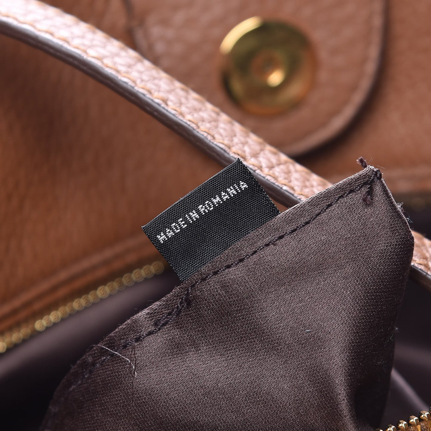 Vitello Daino Tote Cannella