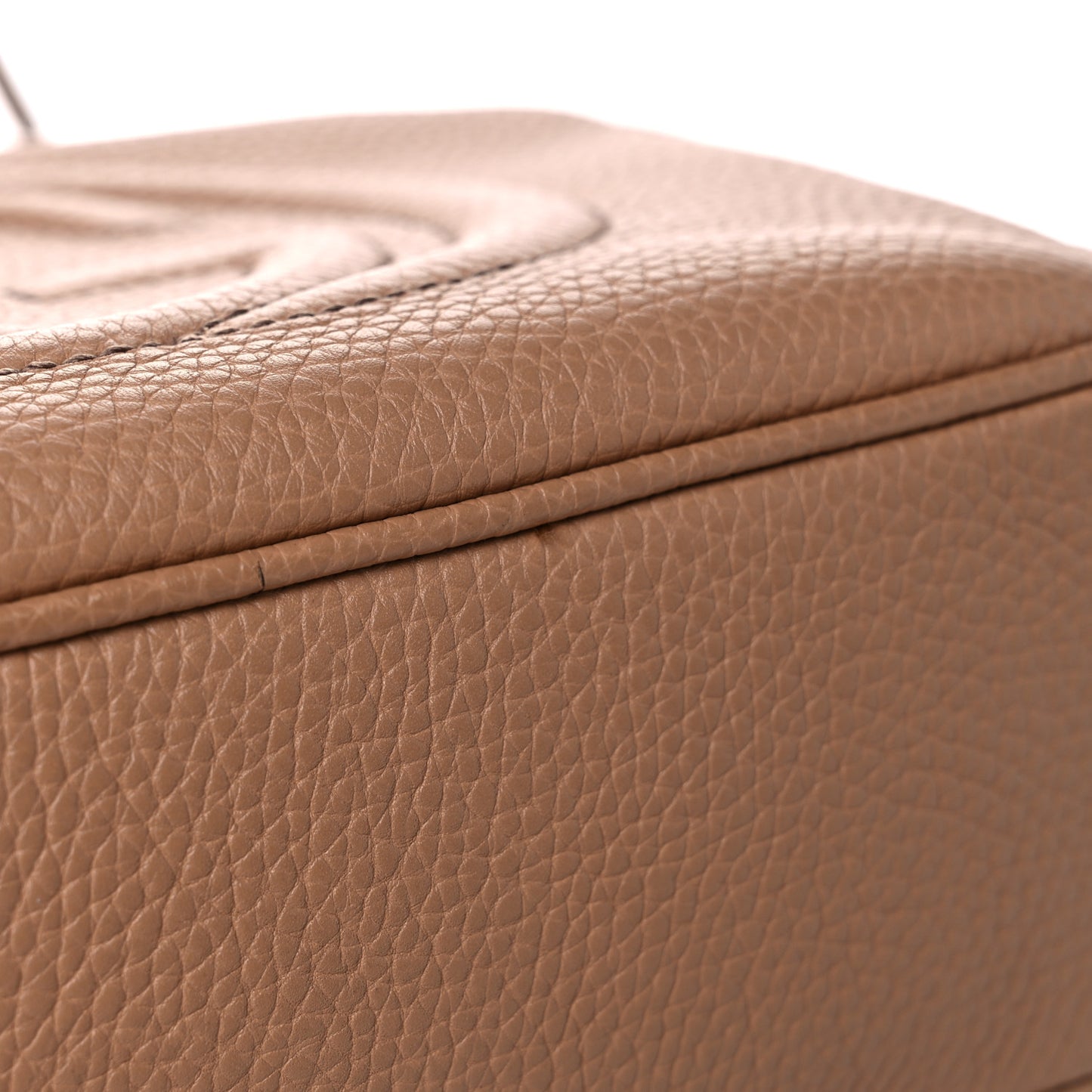 Pebbled Calfskin Small Soho Disco Bag Camelia