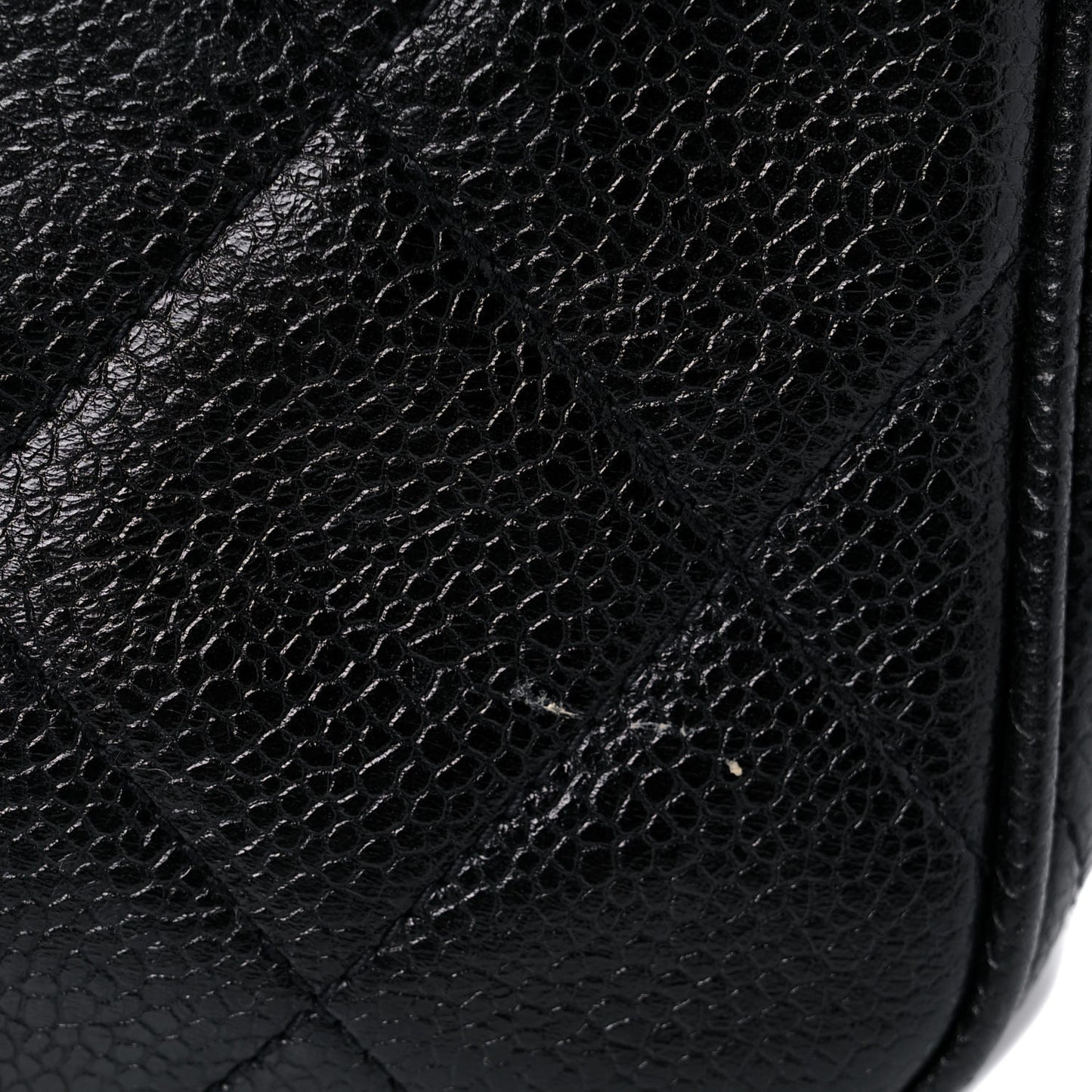 Caviar Quilted Shoulder Bag Black