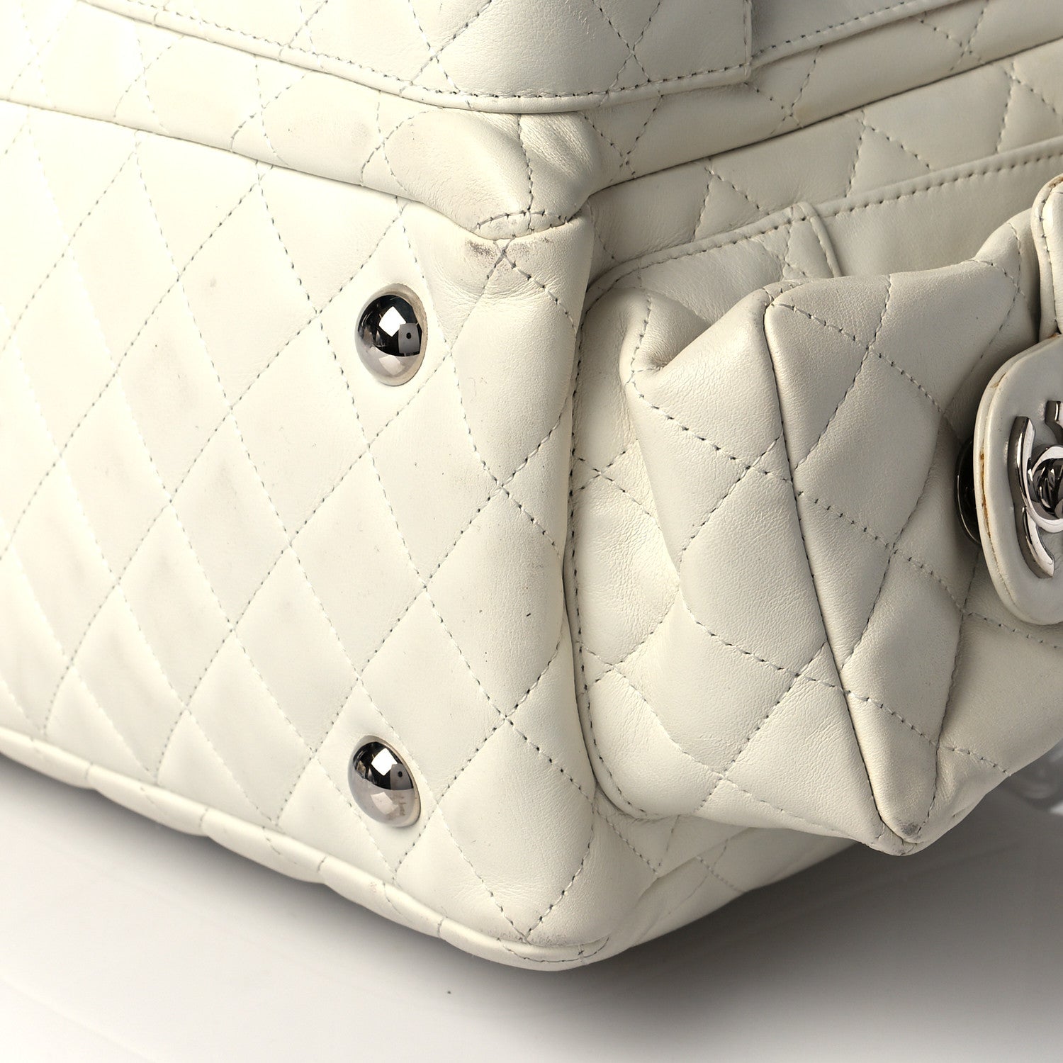Chanel Calfskin Quilted Large Cambon Multipocket Reporter White 11 of 22