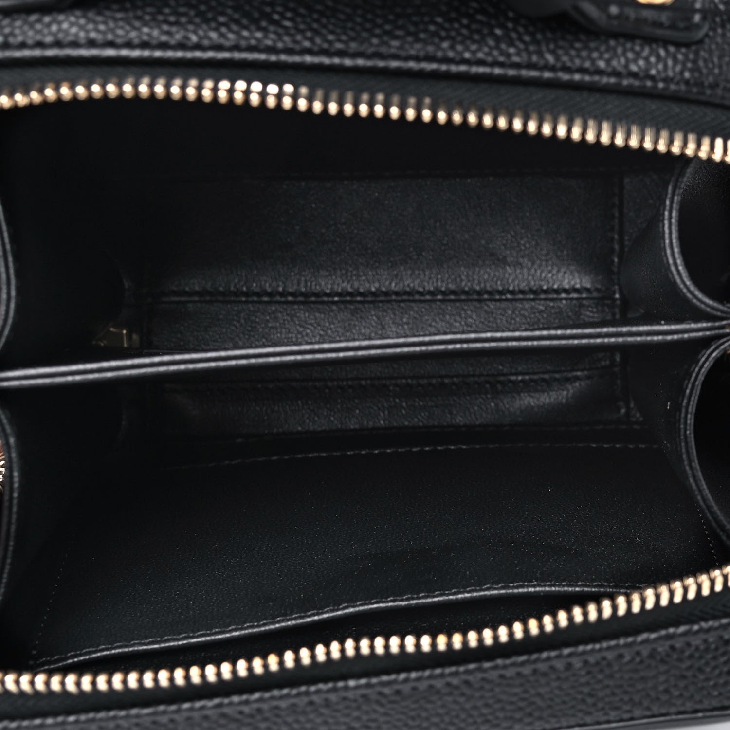 Chanel Caviar Quilted Small CC Filigree Vanity Case Black 4 of 5