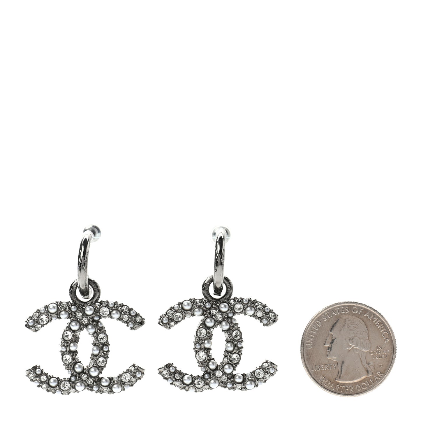Crystal Pearl Caviar CC Drop Earrings Silver